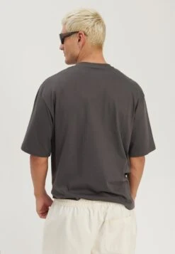 YOURTURN T-Shirt Con Stampa - Dark Grey 11 YOURTURN T-Shirt Con Stampa - Dark Grey -Negozio Online Yourturn Italia e3ffd57a473d4d9082c18b934917637d