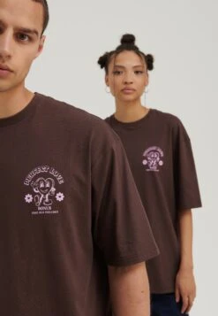 YOURTURN UnisexT-Shirt Con StampaBrown Donna T-shirt E Top YO12100P8-O11 -Negozio Online Yourturn Italia e5b8334f62e740c8acb5c76b6c938364