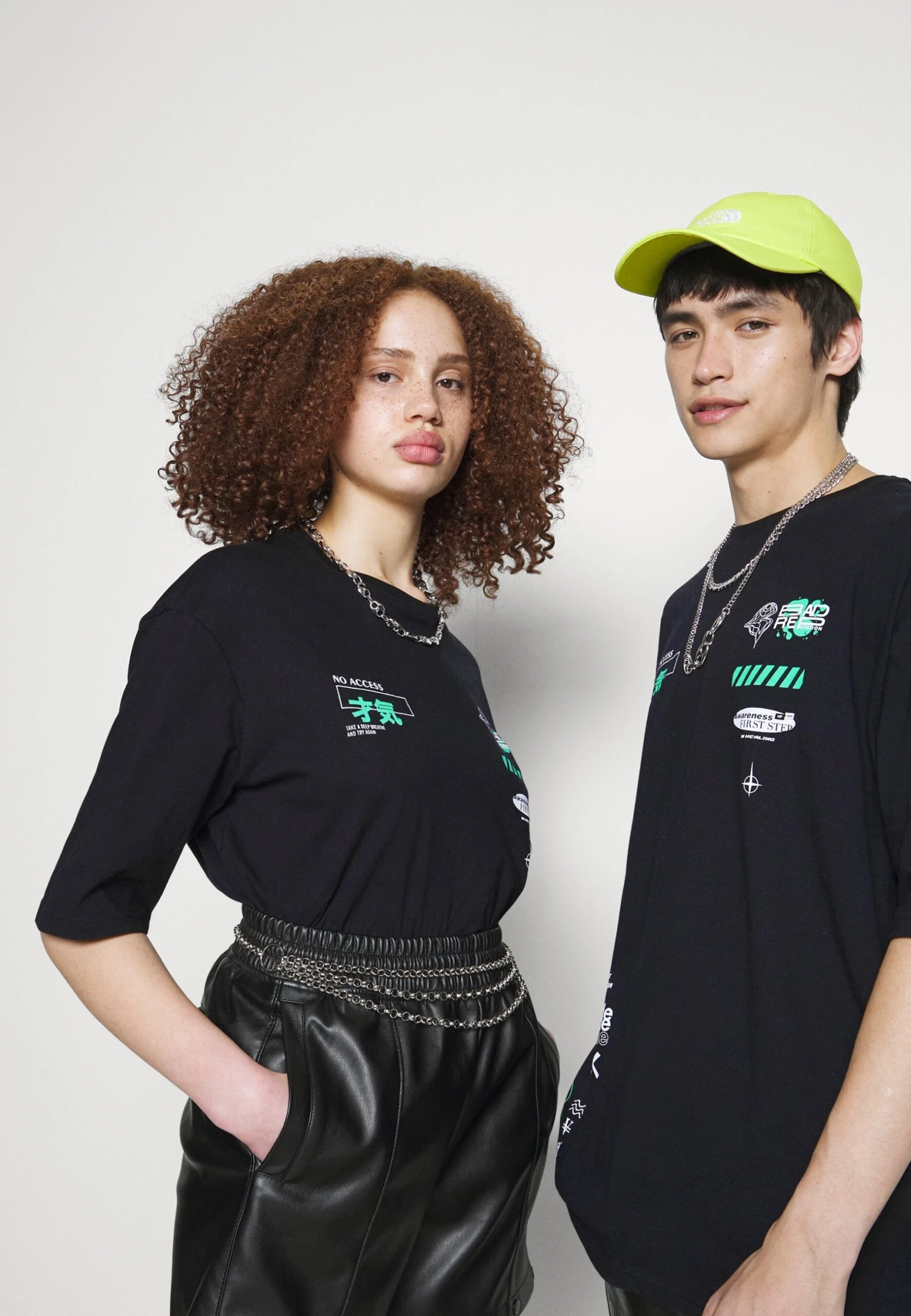 YOURTURN UnisexT-Shirt Con StampaBlack Donna T-shirt E Top YO12100N0-Q11 6 YOURTURN UnisexT-Shirt Con StampaBlack Donna T-shirt E Top YO12100N0-Q11 - immagine 4