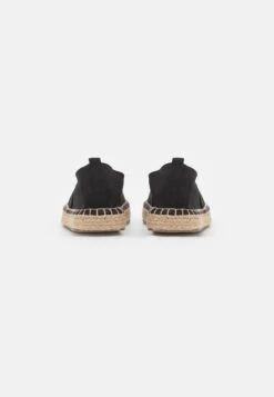 YOURTURN EspadrillasBlack Uomo Scarpe Basse YO112C01D-Q11 -Negozio Online Yourturn Italia ed58486e89804e79ab68a10c050c375b