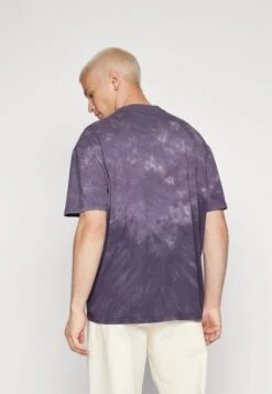 YOURTURN UnisexT-Shirt Con StampaDark Grey Donna T-shirt E Top YO121014N-C11 10 YOURTURN UnisexT-Shirt Con StampaDark Grey Donna T-shirt E Top YO121014N-C11 -Negozio Online Yourturn Italia edd3918941d14f2bb27970189e29c66f