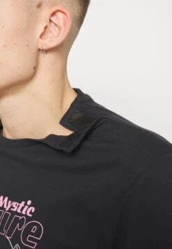 YOURTURN UnisexT-Shirt Con StampaBlack Uomo T-shirt E Polo YO12100OT-Q11 -Negozio Online Yourturn Italia f092a89032704778b07eb551b306a16f