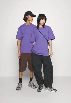 YOURTURN UnisexT-Shirt Con StampaPurple Donna T-shirt E Top YO12100VI-I11 -Negozio Online Yourturn Italia f5e7e10ab03a4a7b951f0eae9fc8ef97