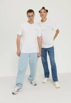 YOURTURN UnisexT-Shirt Con StampaWhite Uomo T-shirt E Polo YO12100MM-A11 -Negozio Online Yourturn Italia f9e5a0bf722245508251a6bde65c2bc7