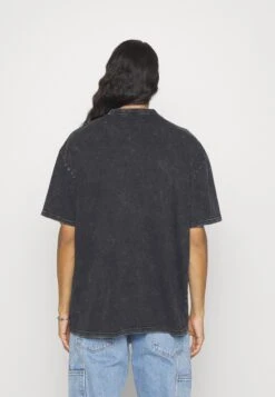 YOURTURN UnisexT-Shirt Con StampaMottled Black Donna T-shirt E Top YO12100VI-Q12 -Negozio Online Yourturn Italia f9e8a592305d461e831aa78ad2dcf9d4