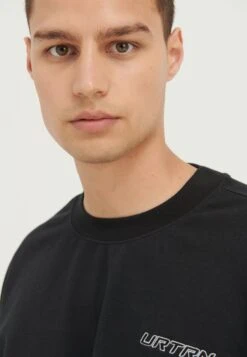 YOURTURN UnisexFelpaBlack Donna Felpe YO121011M-Q11 -Negozio Online Yourturn Italia fba4da8488d84875ac2fe7b13effa3a9