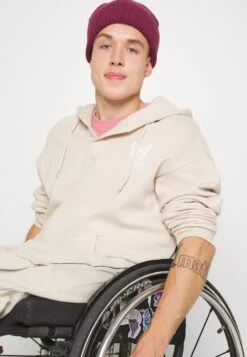 YOURTURN UnisexFelpaBeige Uomo Maglieria E Felpe YO12100RK-B11 -Negozio Online Yourturn Italia fcdf41f2fda44f83b3a793fbcecee1cf